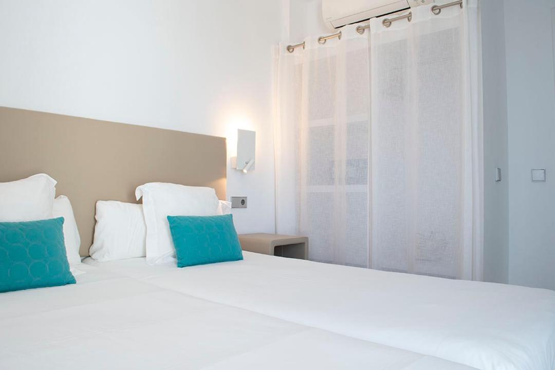 Apartahotel B-llobet Sun & Confort 4*